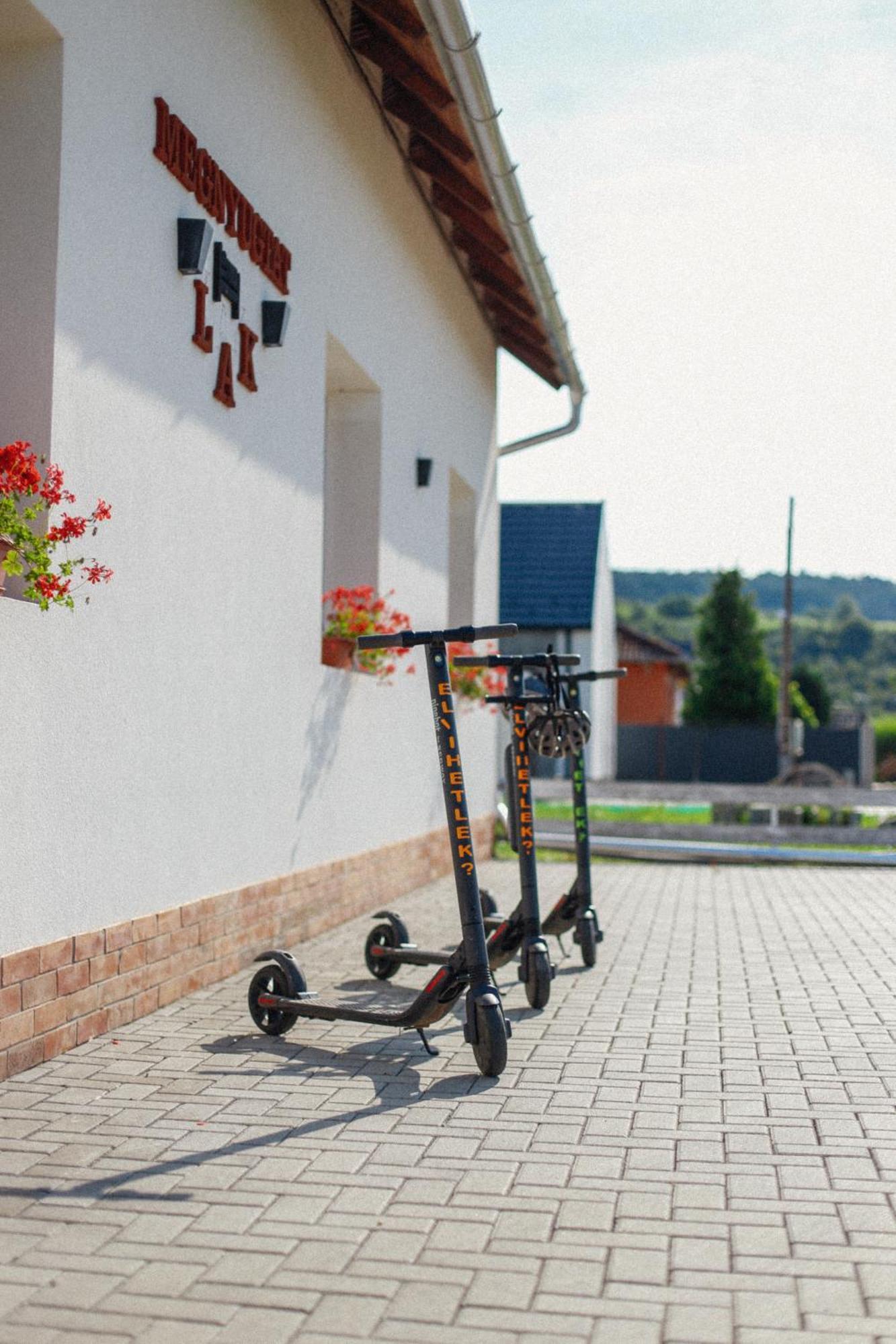 Megnyugtat-lak Apartmanház Demjén Exterior foto