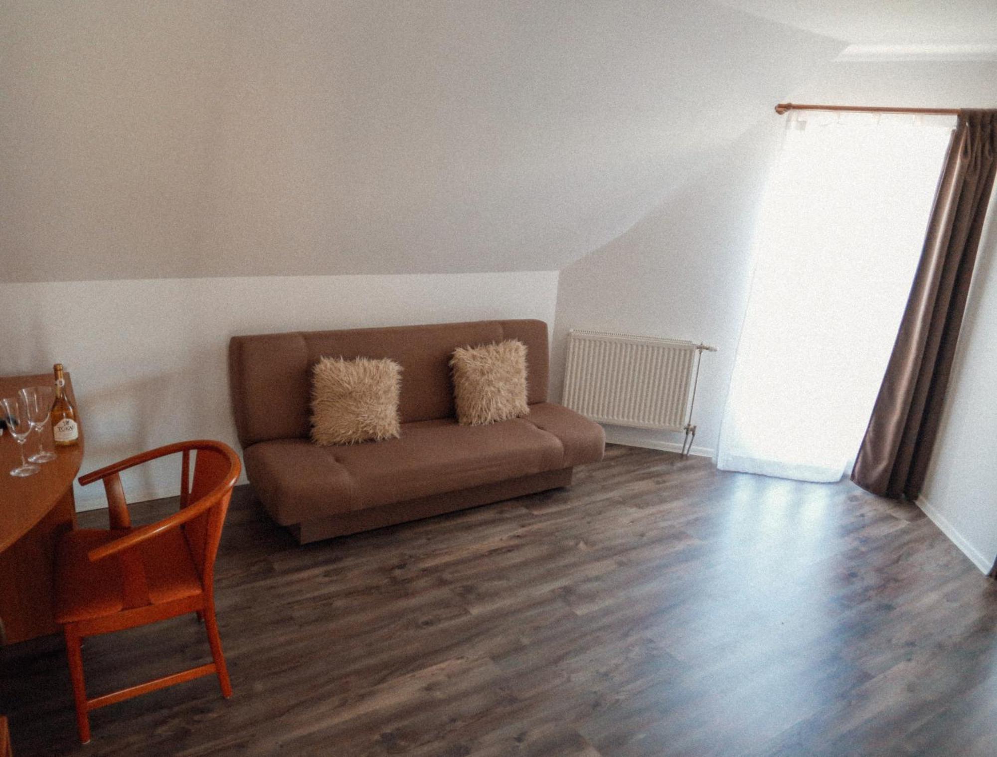 Megnyugtat-lak Apartmanház Demjén Exterior foto