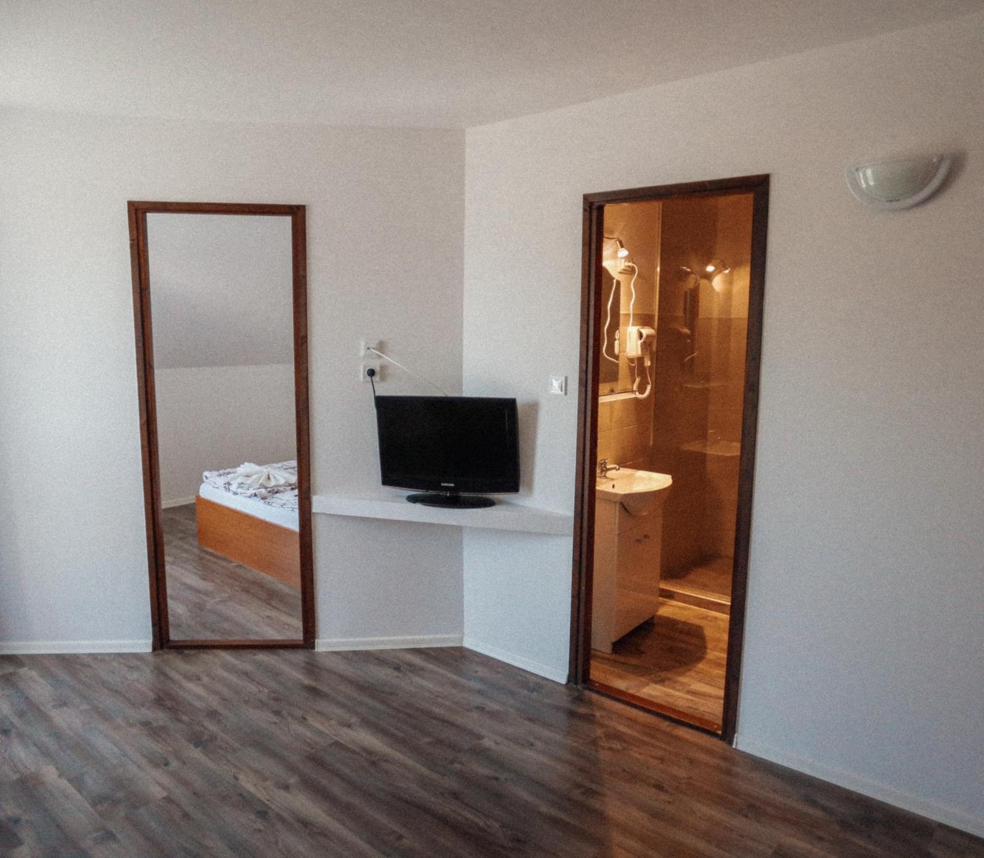 Megnyugtat-lak Apartmanház Demjén Exterior foto